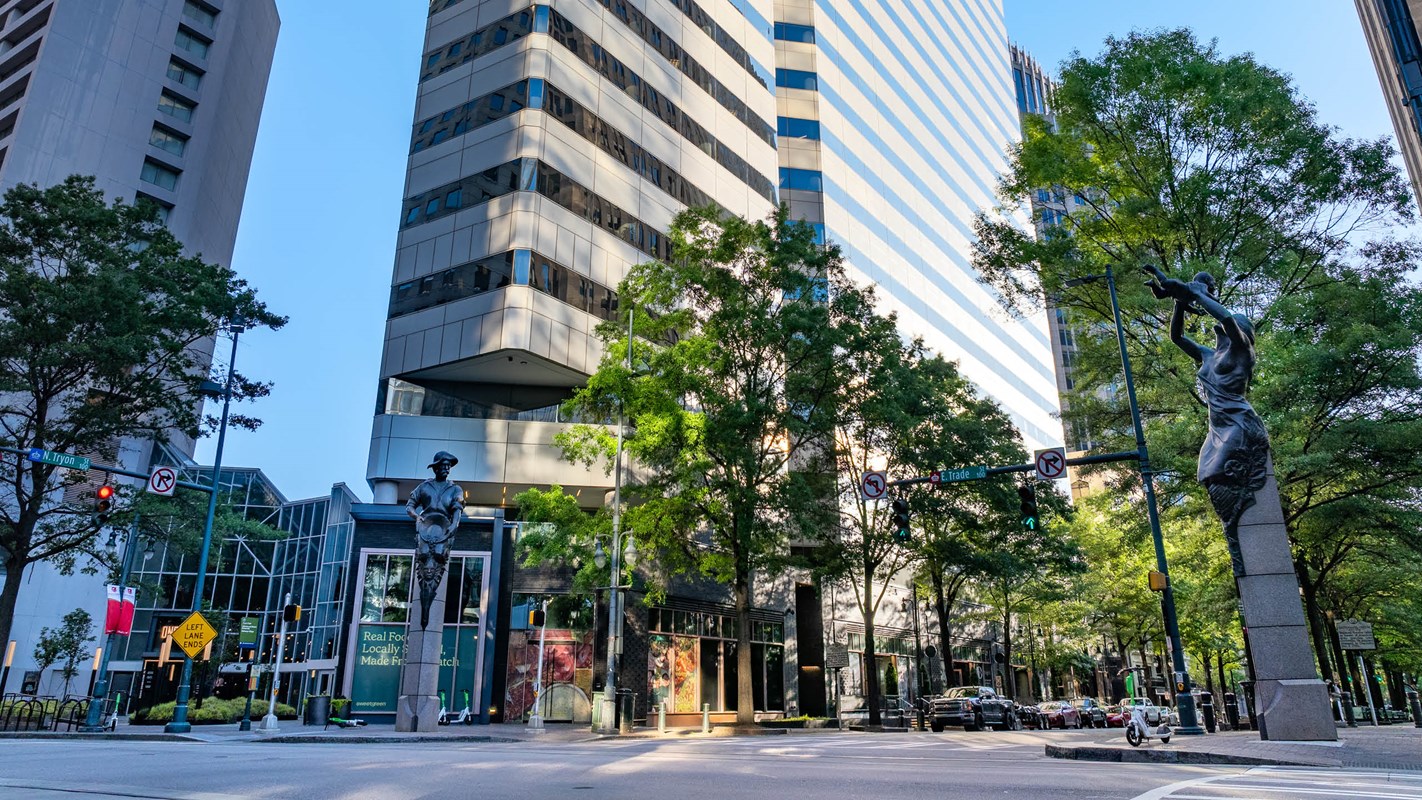 <p>SPECTRUM LEASING ONE INDEPENDENCE CENTER</p> <p>SPECTRUM LEASING ONE INDEPENDENCE CENTER</p>